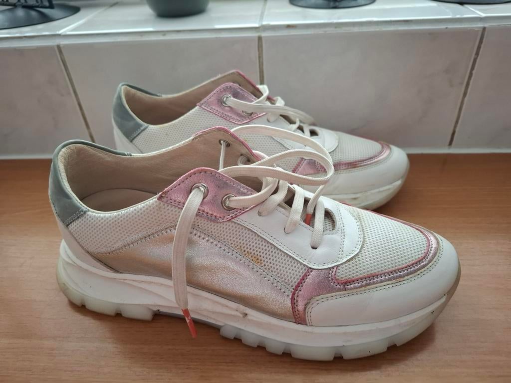 Dl sport sneakers izgs maat 39 waren 179,95, Kleding | Dames, Schoenen, Wit, Dl sport, Ophalen of Verzenden, Sneakers of Gympen