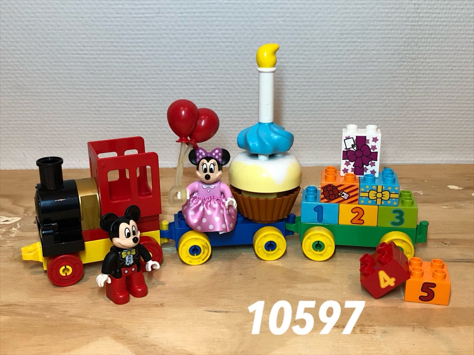 Duplo Mickey en Minnie verjaardagsoptocht 10597 (compleet) 2, Ophalen of Verzenden, Zo goed als nieuw, Complete set, Duplo
