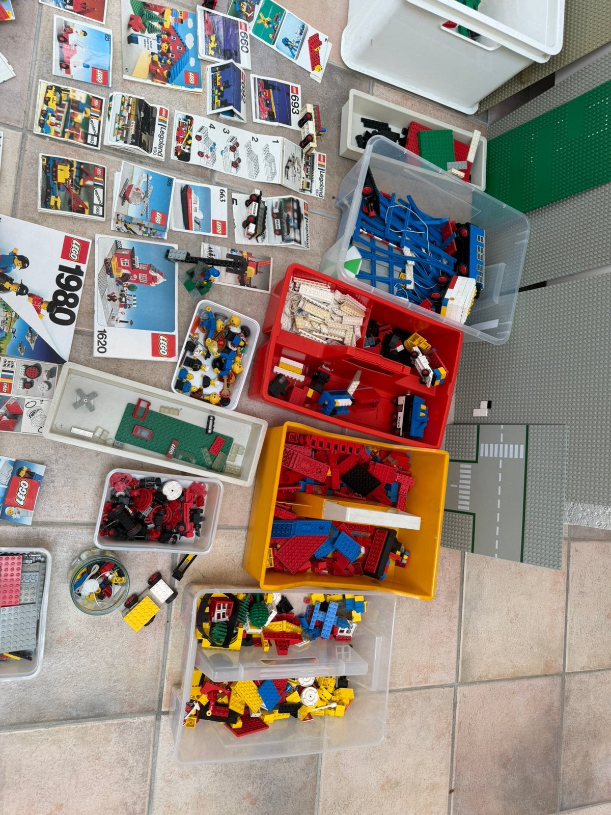 Grote verzameling vintage Lego , waaronder trein auto’s etc, Verzamelen, Ophalen, Gebruikt
