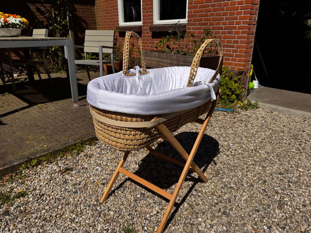 Rieten wiegje, Kinderen en Baby's, Babywiegjes en Ledikanten, Ophalen, Zo goed als nieuw, Wieg