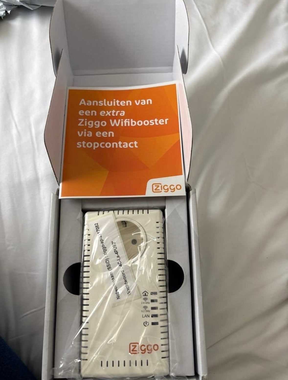 Nieuwe Ziggo Wifibooster - Ongebruikt in originele verpakkin, Ophalen of Verzenden, Nieuw, Ziggo