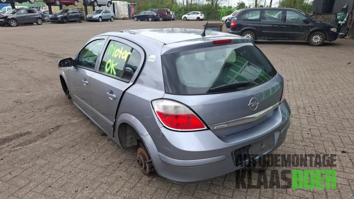 Portier 4Deurs links-achter van een Opel Astra, Gebruikt, -, Deur, -