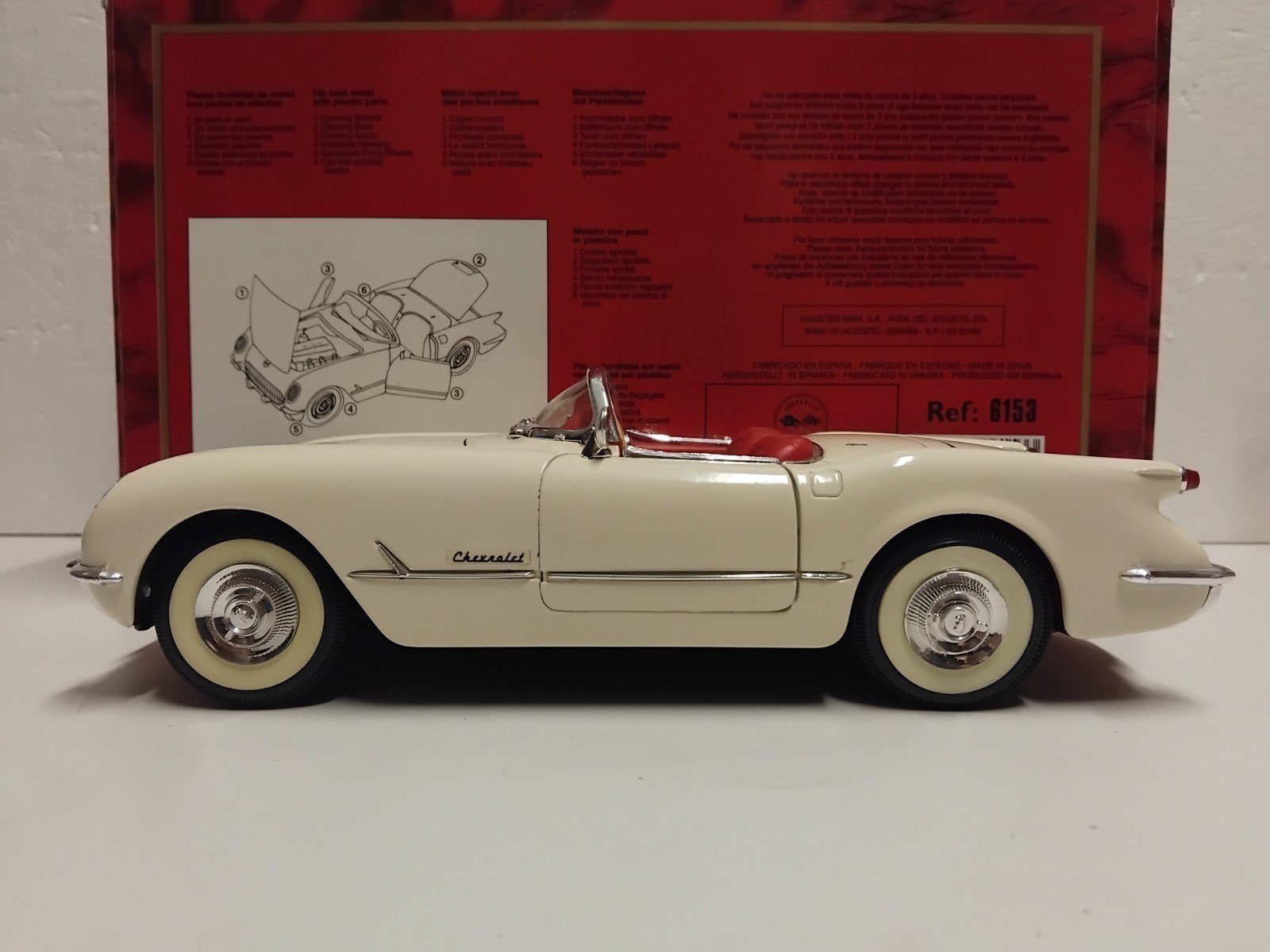Chevrolet Corvette C1 creme 1953 Mira metal 1:18 KRD, Ophalen of Verzenden, Zo goed als nieuw, Auto, Overige merken