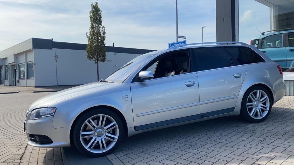 Audi A4 Avant 4.2 V8 S4 quattro, Auto's, Automaat, 1730 kg, Gebruikt, A4