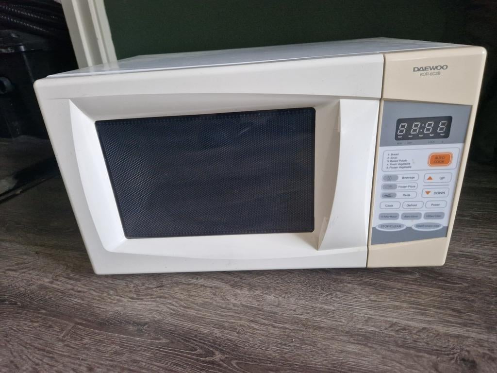 Daewoo KOR-6C2B Magnetron - Compact en Functioneel, Witgoed en Apparatuur, Magnetrons, Gebruikt, Vrijstaand, Magnetron, Minder dan 45 cm