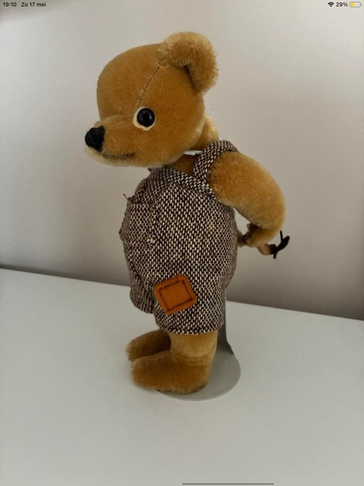 Merrythought Teddybeer met tuinbroekje - Zo goed als nieuw, Overige merken, Beer, Zo goed als nieuw, Middelgroot (20 tot 80 cm)