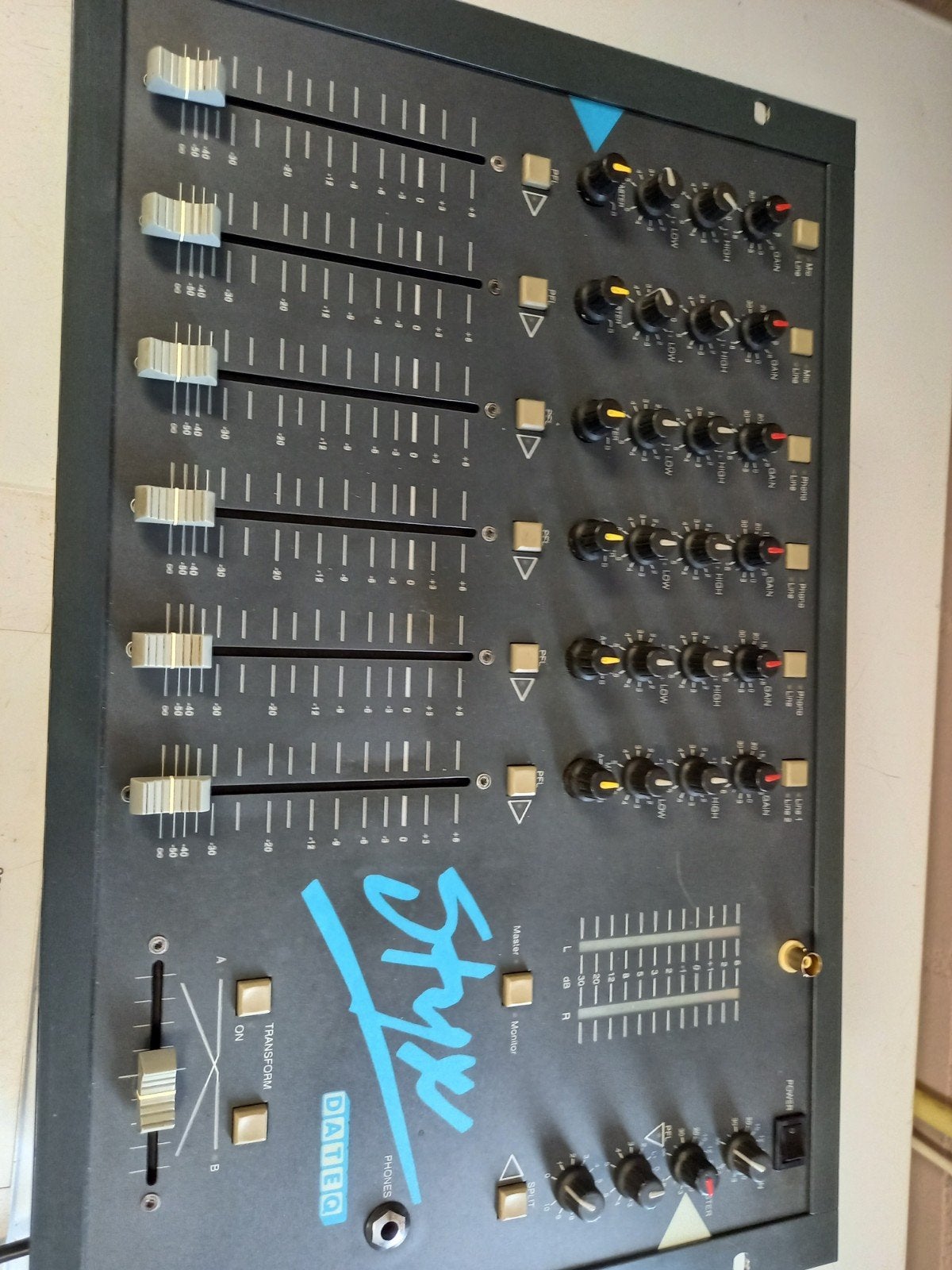 Styx Dateq professionele DJ mixer, Ophalen of Verzenden, Gebruikt, 5 tot 10 kanalen, Microfooningang