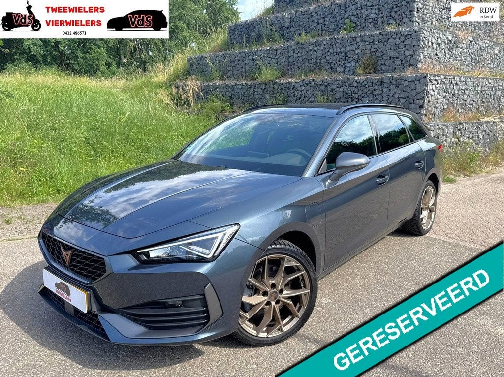Cupra Leon Sportstourer 1.4 e-Hybrid Apple Carplay - Stoelve, Auto's, Cupra, 77 km/l, Gebruikt, 4 cilinders, Leon
