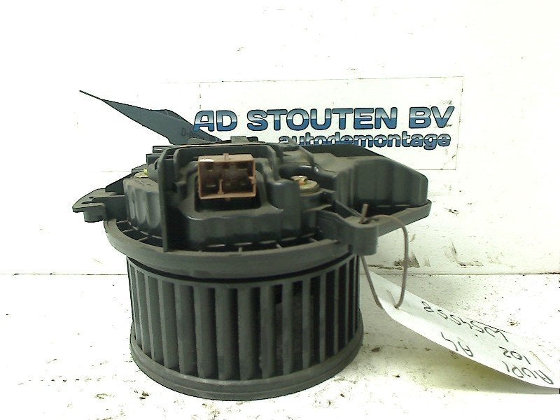 Kachel Ventilatormotor Audi A4 Avant Quattro (B6) 8E1820021B, Gebruikt, Auto-Union-Straße  1, Ingolstadt 85057, , Duitsland, Info@audi.de