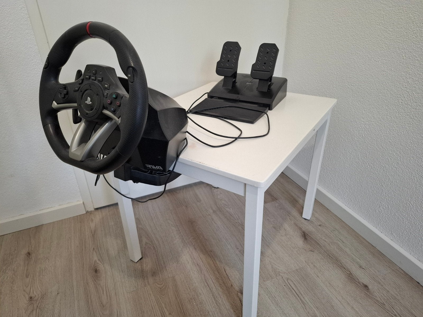 playstation stuurwiel, racestuur met pedalen incl tafel, Ophalen, Gebruikt, Racestuur
