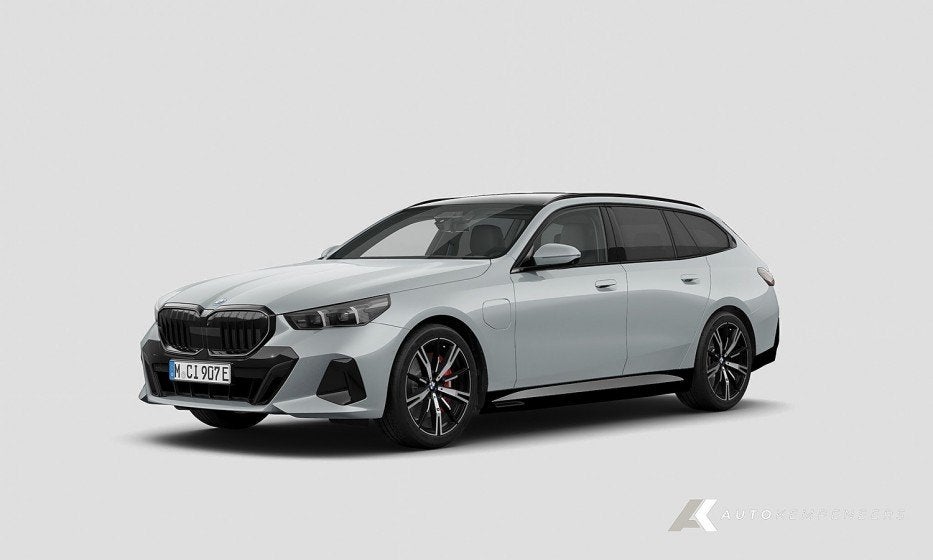 BMW 5 Serie 550e xDrive Touring M Sport Pro | Panorama | Har, Automaat, Gebruikt, 489 pk, Hybride Elektrisch/Benzine
