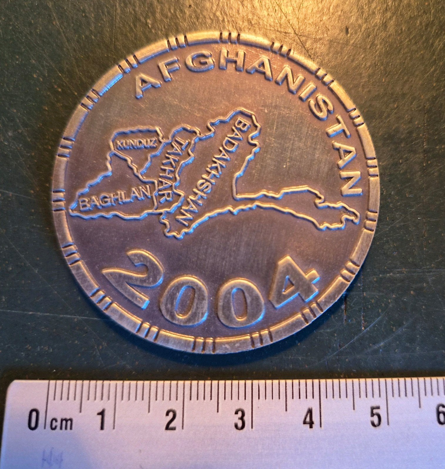 PRT Kunduz ISAF 2004 Commanders Coin, Ophalen of Verzenden, Landmacht, Nederland, Embleem of Badge