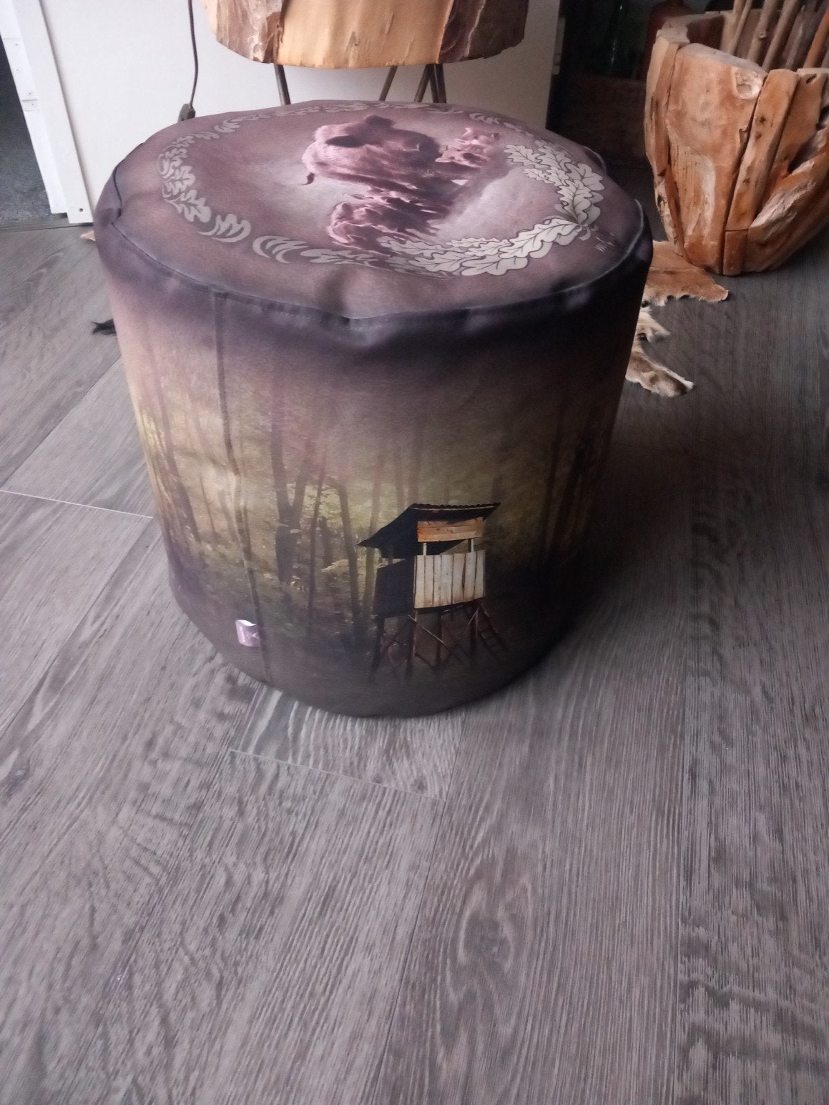 Poef met wild zwijn print - Wild Zone, Ophalen, Minder dan 50 cm, Jacht, Natuur, Landelijk, Rond