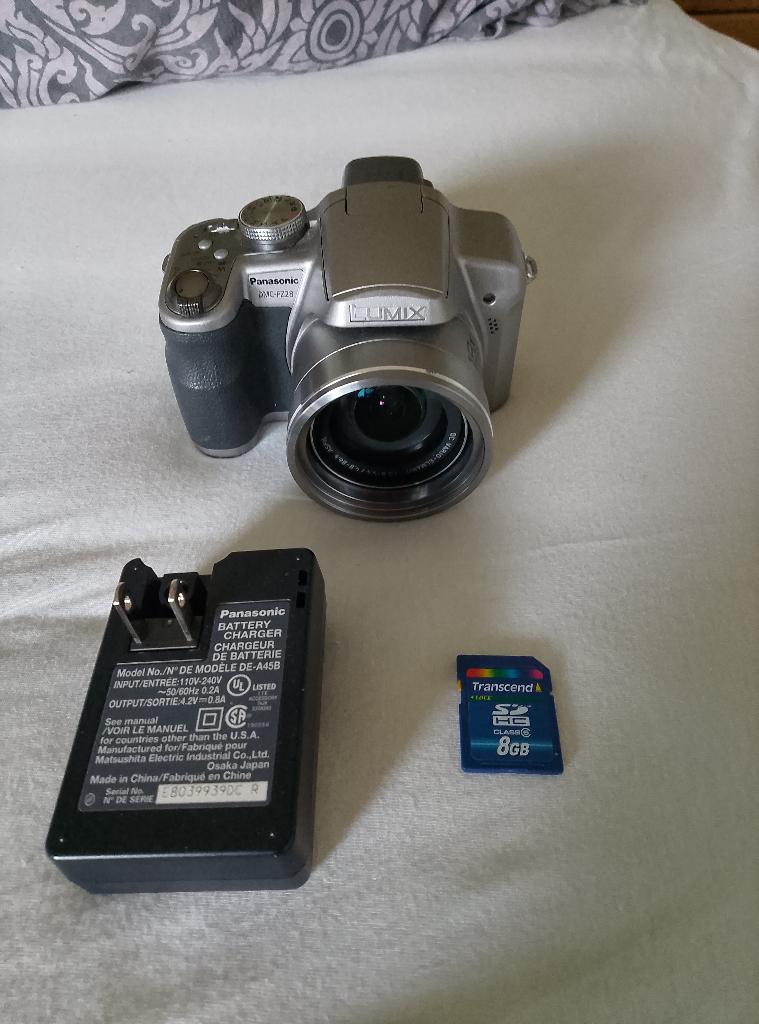 Panasonic Lumix DMC‑FZ28, Audio, Tv en Foto, Fotocamera's Digitaal, Compact, 10 Megapixel, Ophalen of Verzenden, Zo goed als nieuw