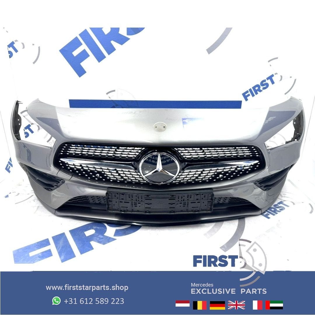 W118 CLA AMG BUMPER ZWART WIT GRIJS A1188853901 VOORBUMPER +, Gebruikt, -, Voor, Ophalen of Verzenden