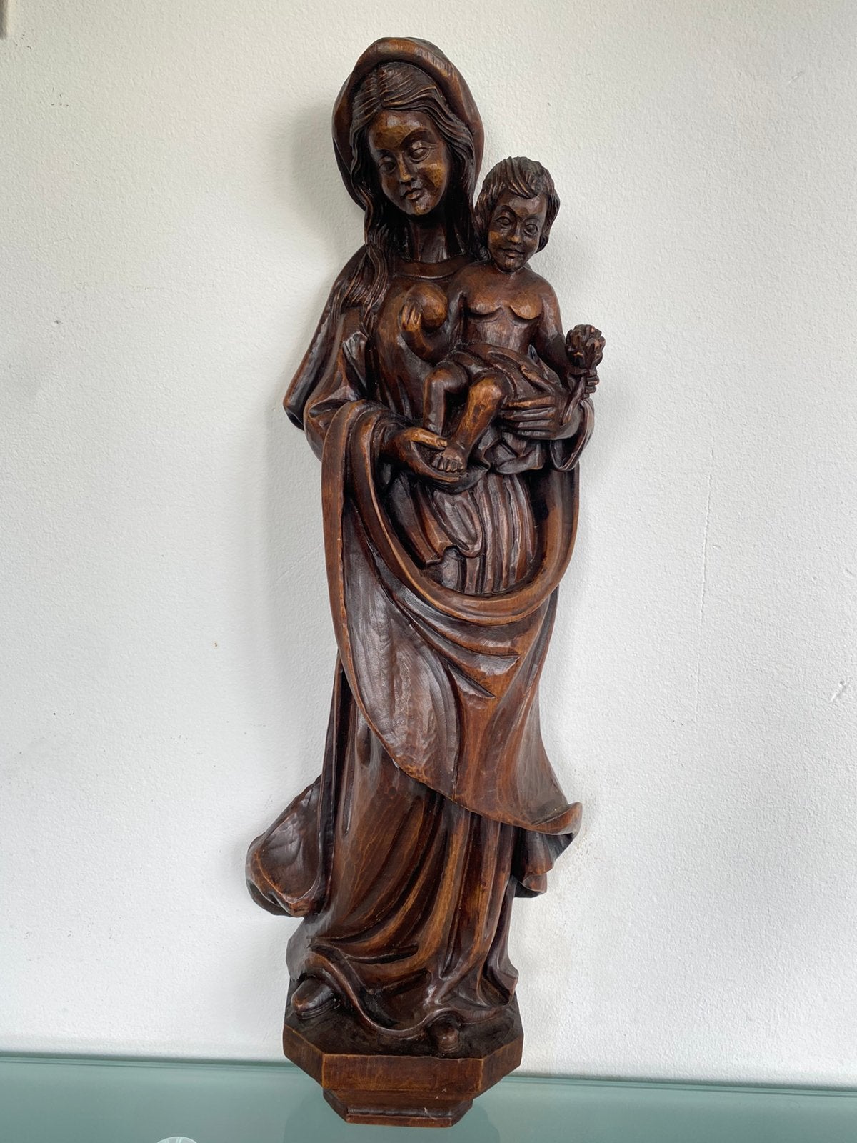 HOUTEN BEELD “MADONNA MET KIND”., Ophalen of Verzenden