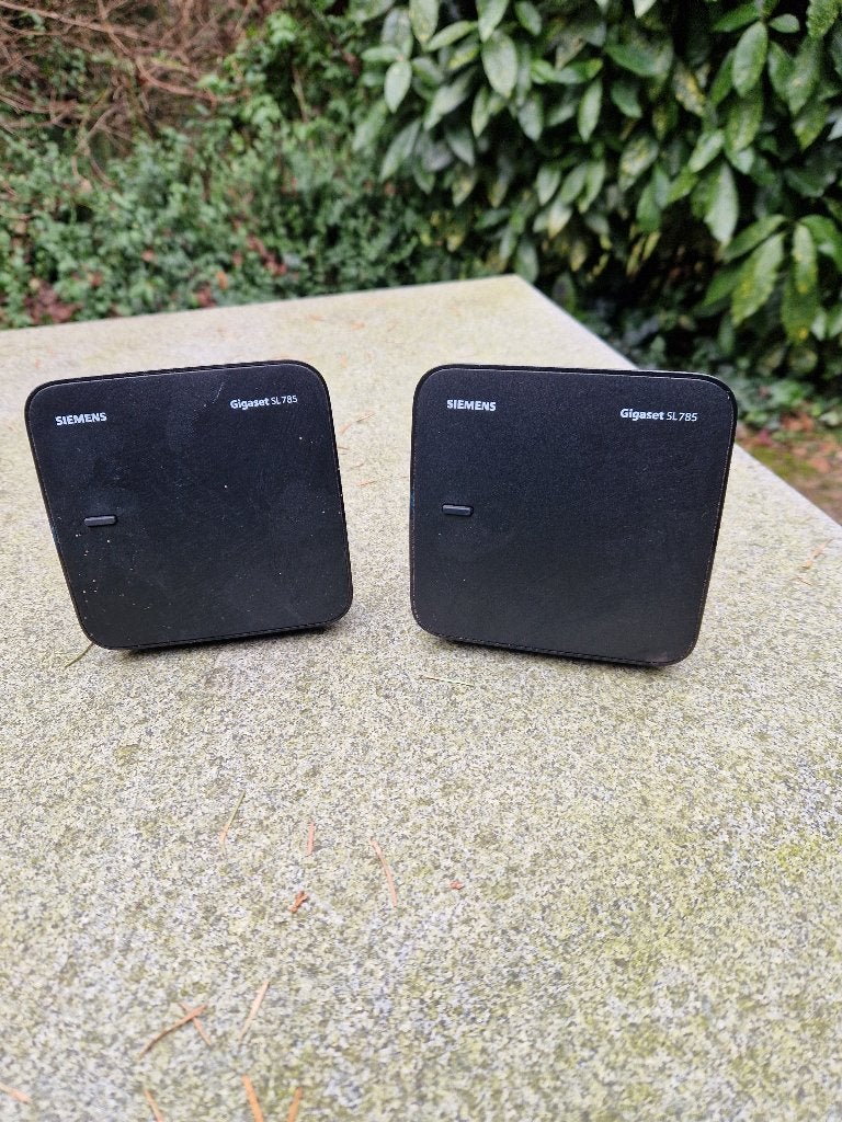 Dect handsets en versterkers, Ophalen of Verzenden, Gebruikt, 2 handsets