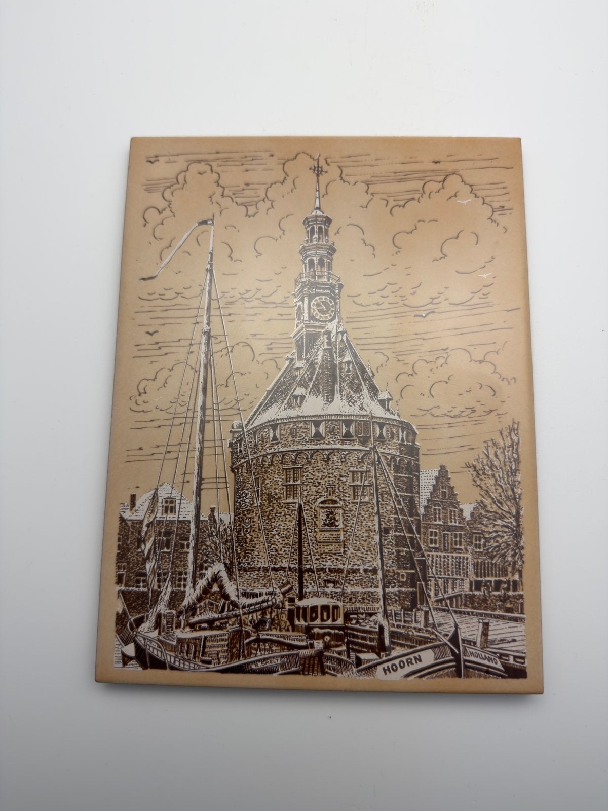 Keramieken wandtegel/plaque Hoofdtoren Hoorn – Roel Smelt, Antiek en Kunst, Ophalen
