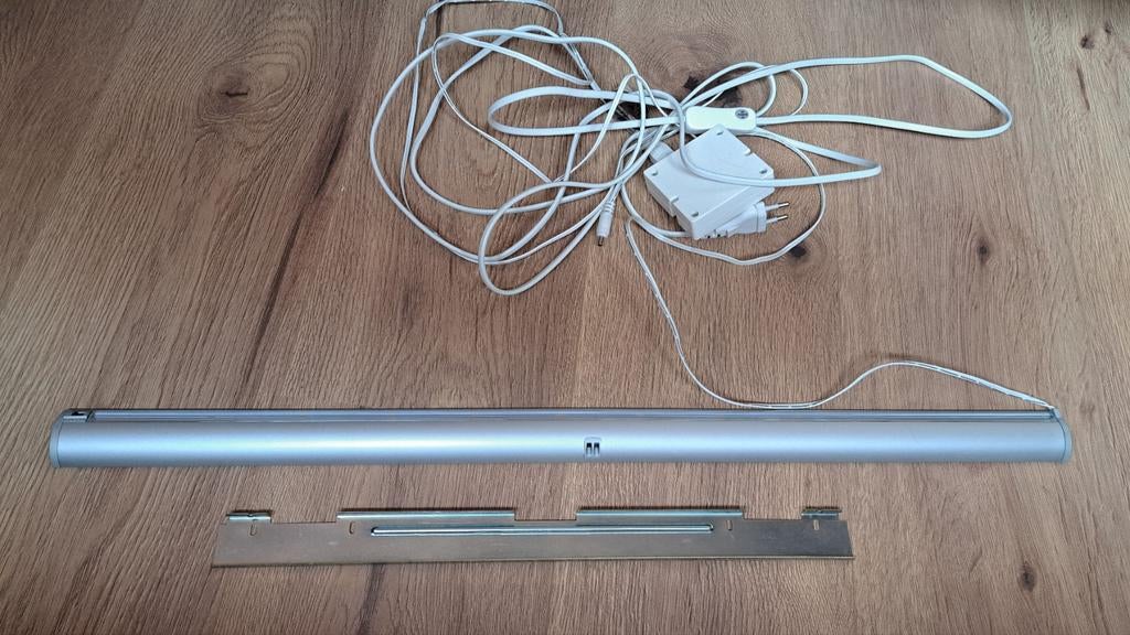 IKEA Striberg LED-strip 57cm op netstroom met bevestiging, Huis en Inrichting, Ophalen, Gebruikt, Ikea