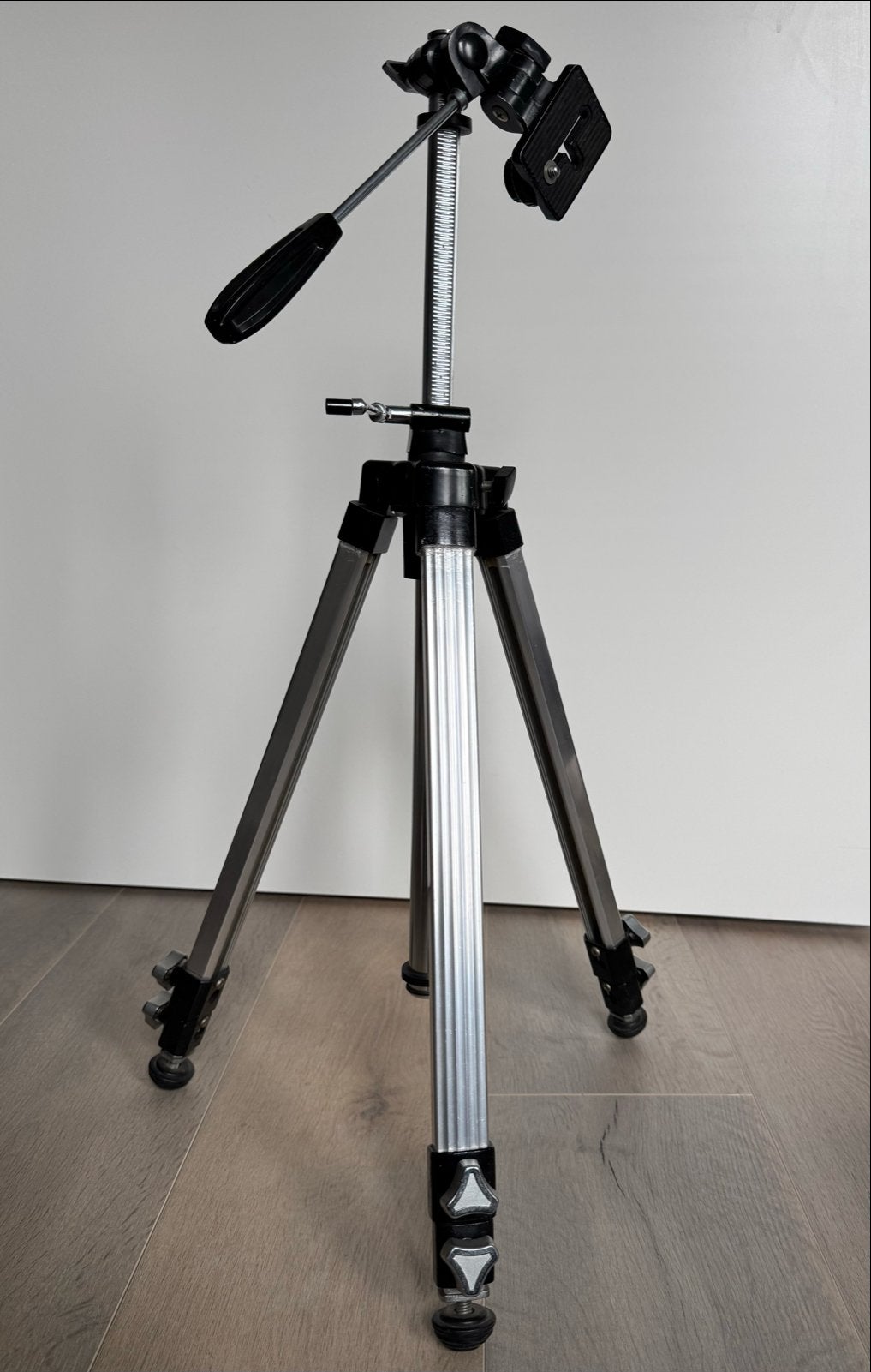 Viola driepoot statief, 125 cm of minder, Met balhoofd, Gebruikt, Overige merken