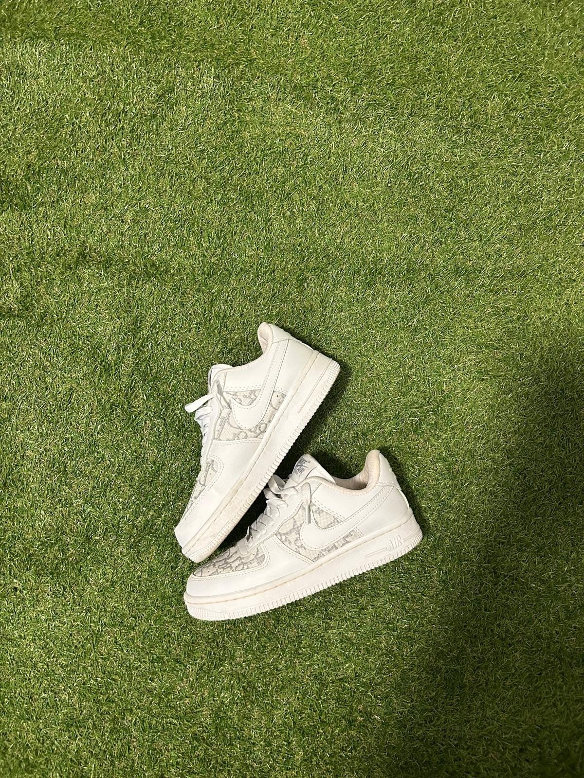 Nike Air Force 1 Low Dior Custom - Maat 41, Ophalen of Verzenden, Zo goed als nieuw, Wit, Sneakers of Gympen