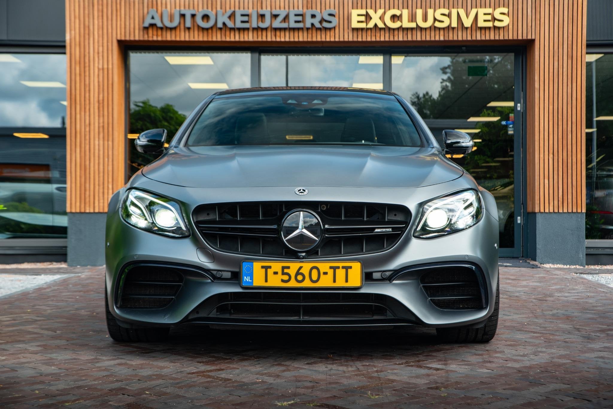 Mercedes-Benz E-klasse AMG 63 S 4MATIC+ Burmester Pano Wides, Automaat, Verblindingsvrij grootlicht, Stof, Gebruikt