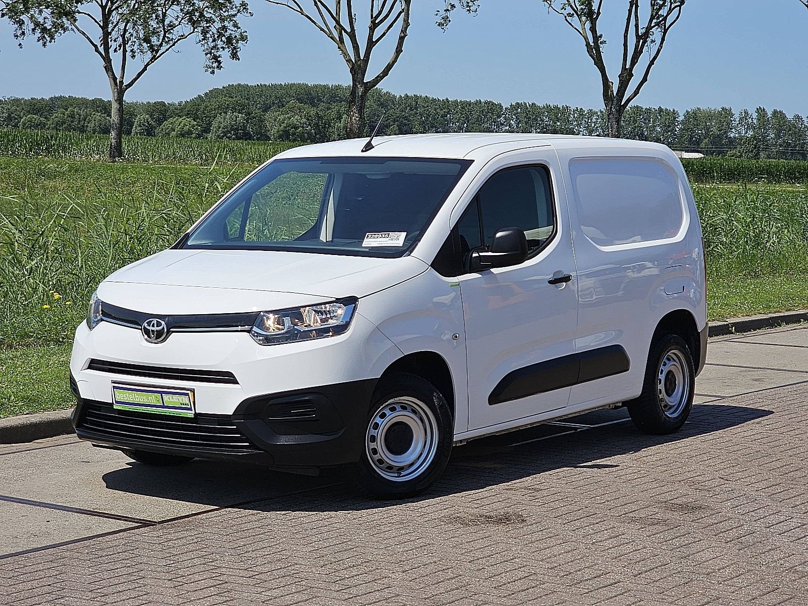 Toyota PROACE CITY 1.5 D-4D Cool Comfort 1.5 L1 NAP Euro6 AC, Voorwielaandrijving, Stof, Gebruikt, 4 cilinders