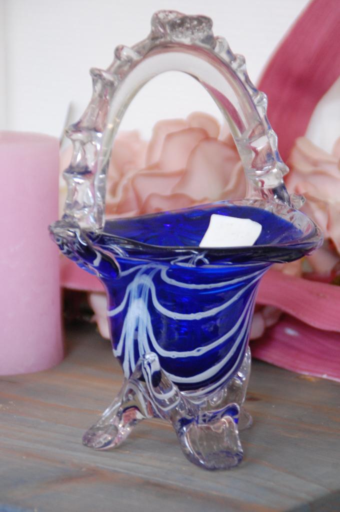 Glazen mandje van murano, Huis en Inrichting, Woonaccessoires | Schalen en Manden, Ophalen of Verzenden, Rond, Glas