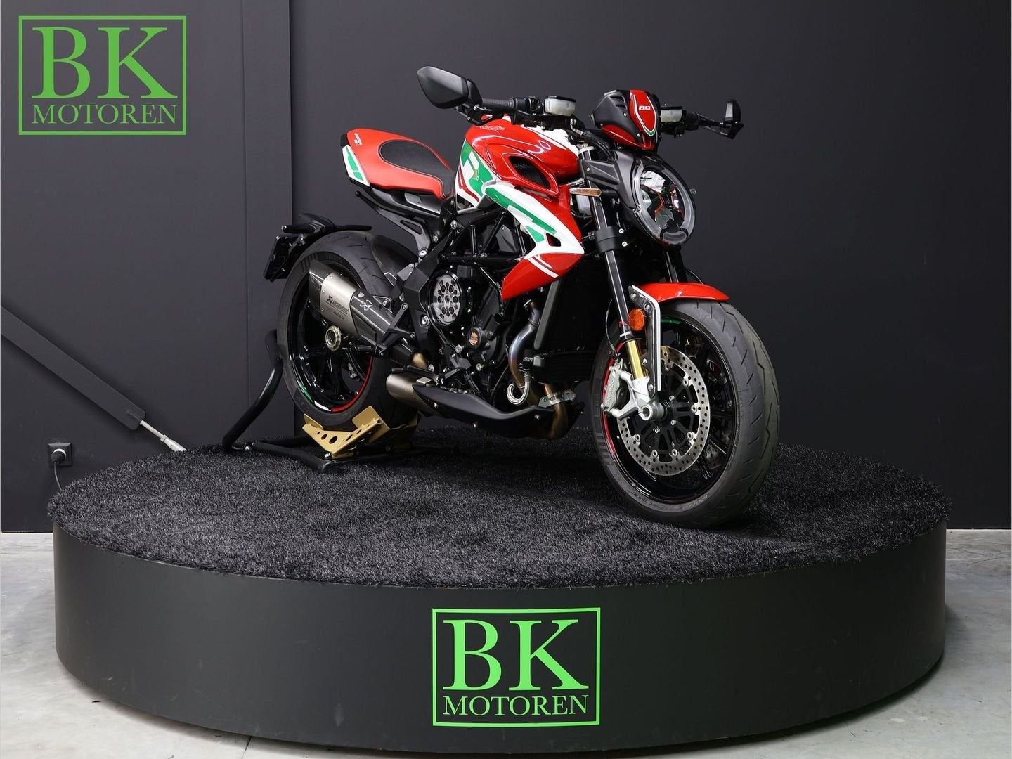 *VERKOCHT* MV AGUSTA DRAGSTER 800 RC SCS | BTW Motor, Motoren, Motoren | MV Agusta, Motorrijbewijs A, Bedrijf, Meer dan 35 kW