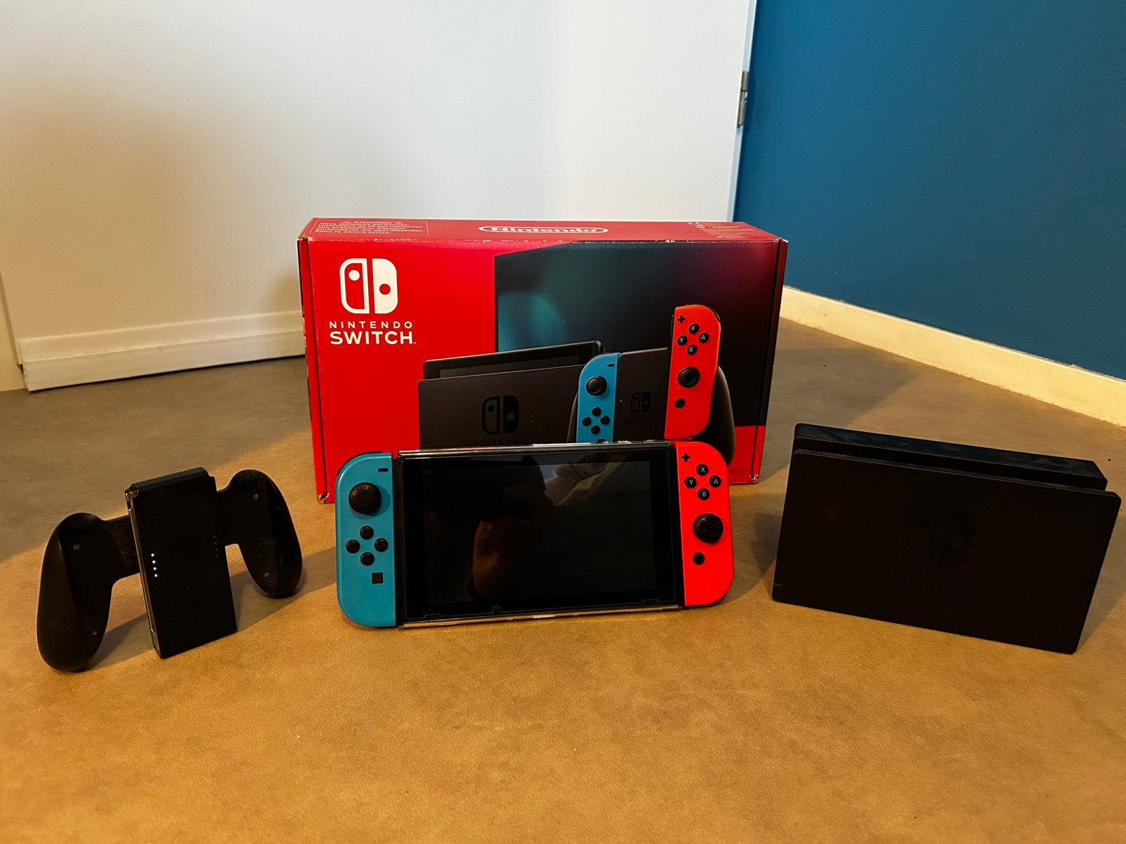 Nintendo switch met veel accessoires ( zo goed als nieuw ), Ophalen of Verzenden, Zo goed als nieuw, Met 2 controllers, Switch 2019 Upgrade