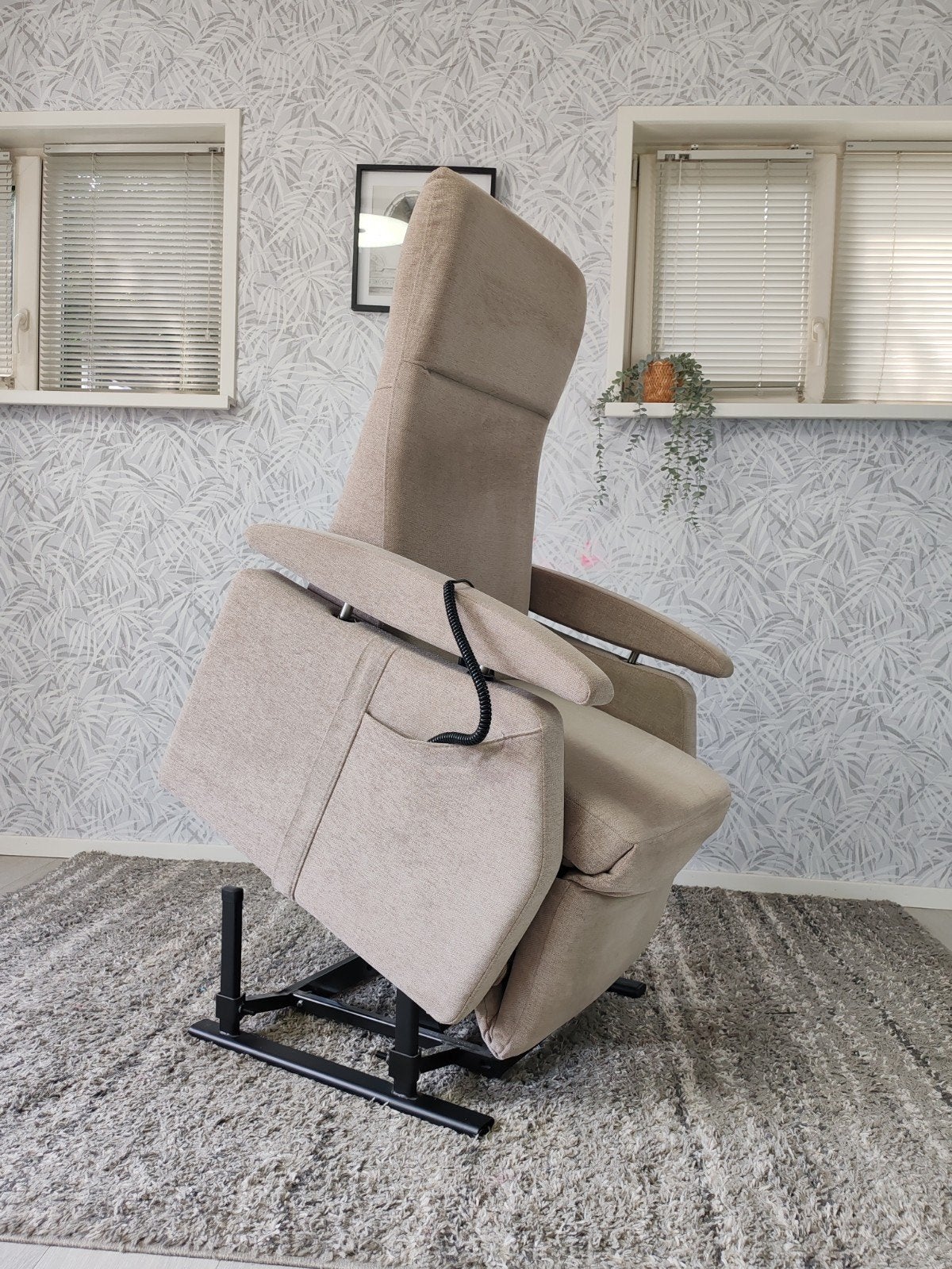 Fitform sta op stoel relax fauteuil met garantie op accu, Fitform, Onbekend, Ophalen of Verzenden, Zo goed als nieuw