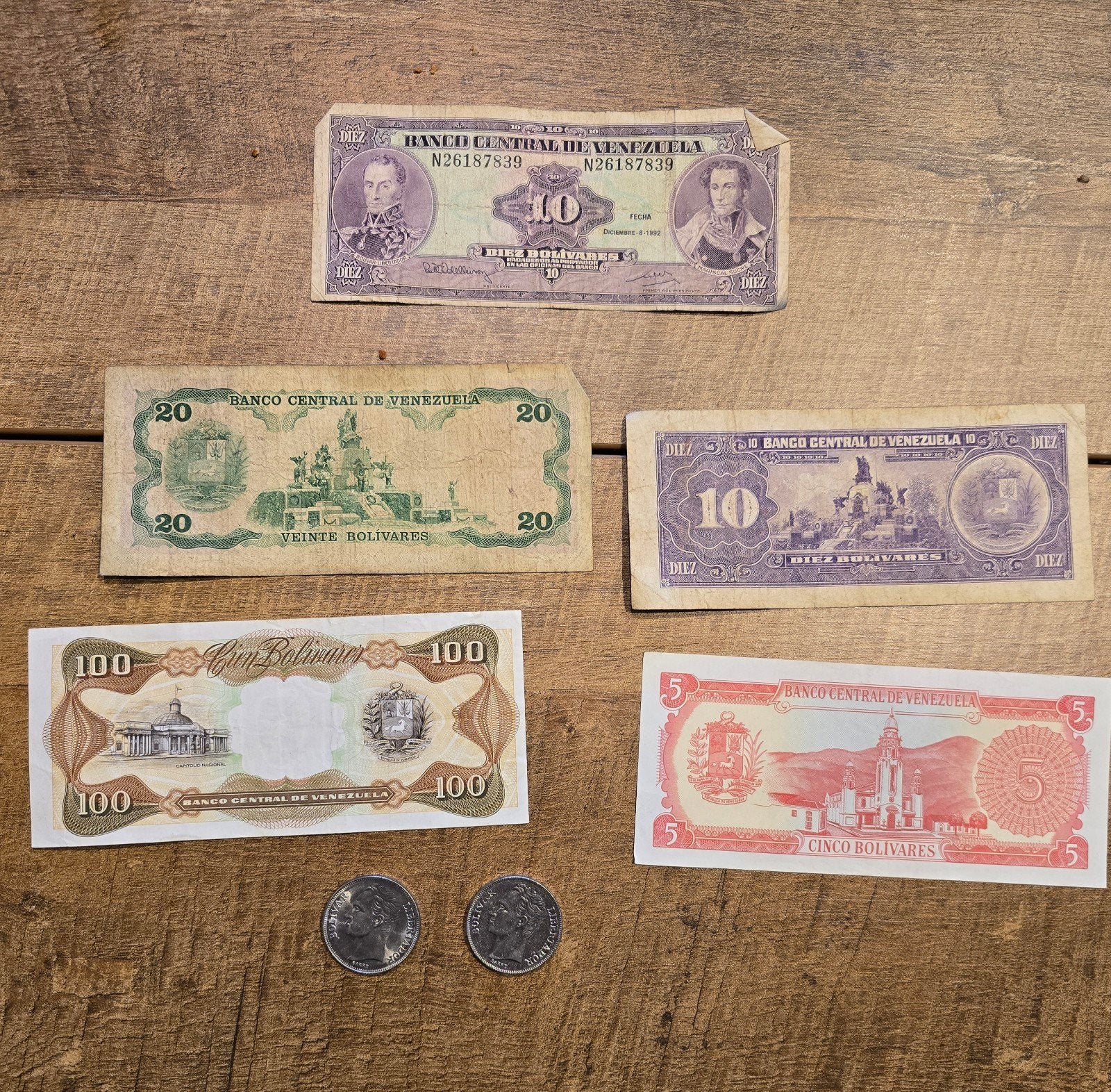 Setje van 5 Venezolaanse bankbiljetten en 2 munten, Ophalen of Verzenden, Zuid-Amerika, Setje