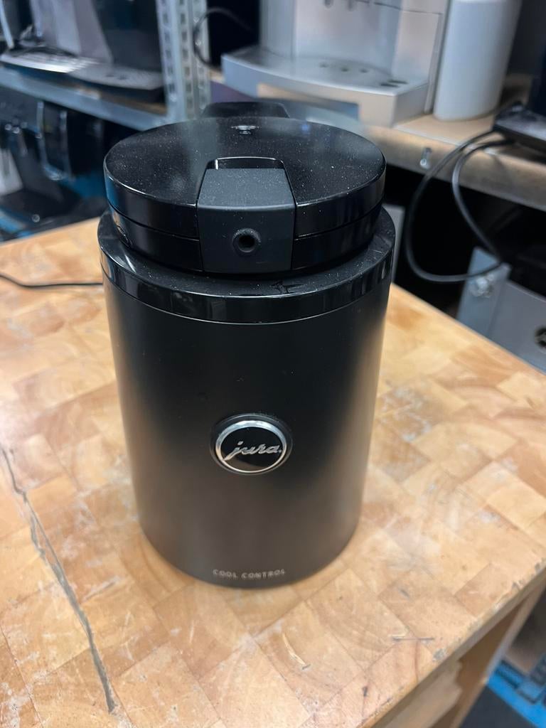 JURA Cool Control 1.0L, Info@jura.com, Ophalen of Verzenden, Zo goed als nieuw, JURA Elektroapparate AG