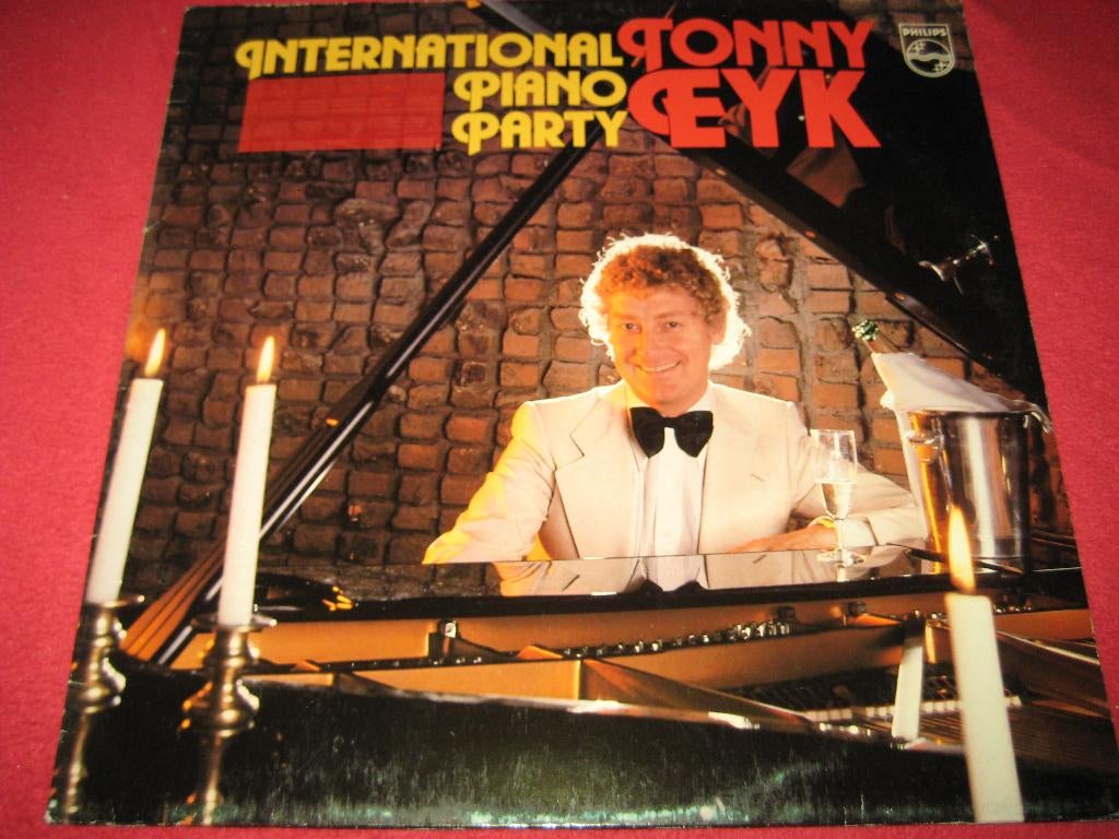 LP, Tonny Eyck: International Piano Party, Ophalen of Verzenden, Zo goed als nieuw, 12 inch