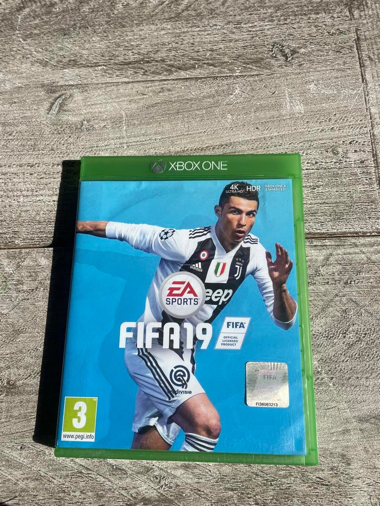 FIFA 19 Xbox One x, Spelcomputers en Games, Eén computer, Ophalen of Verzenden, Zo goed als nieuw, Sport