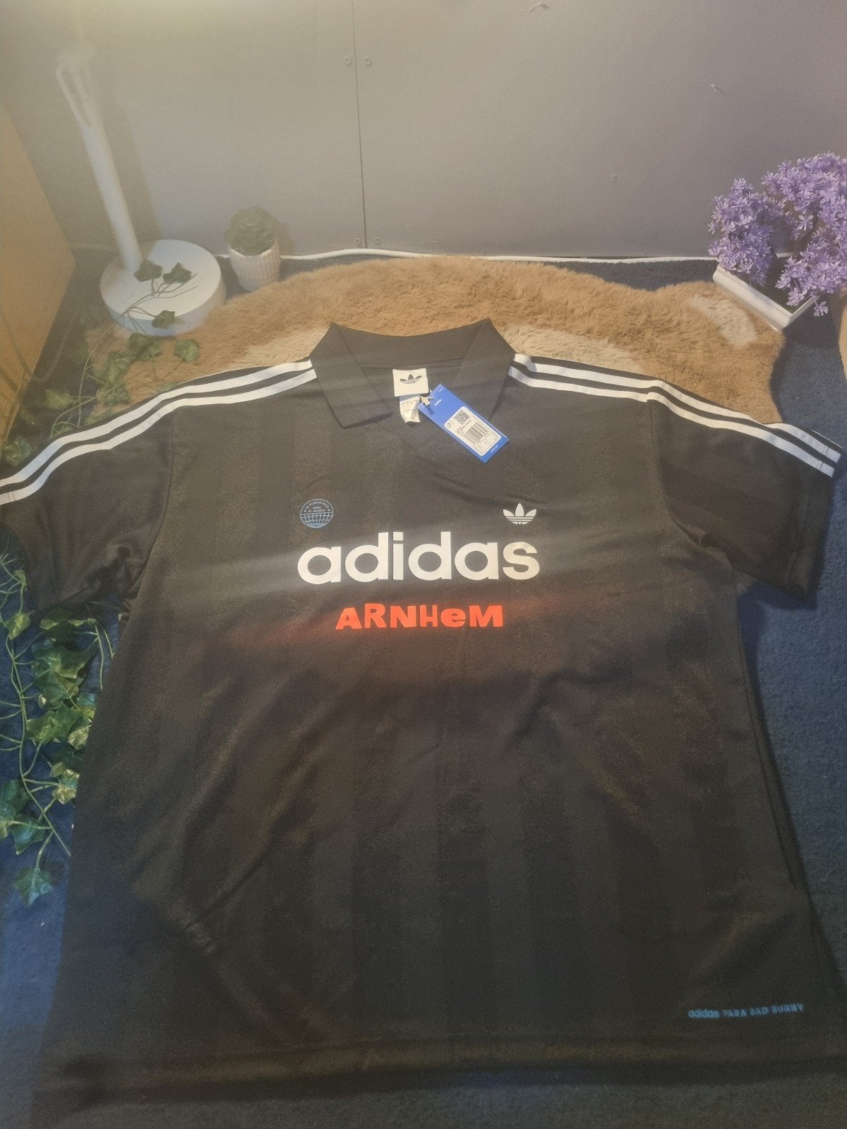 Adidas x Bad Bunny Arnhem Voetbalshirt Zwart Maat Xl en L, Ophalen of Verzenden, Nieuw, Zwart