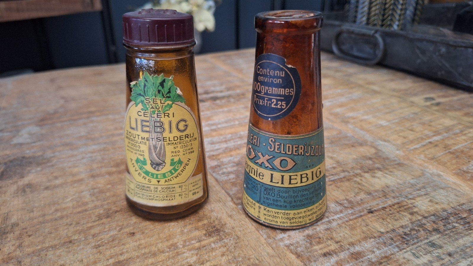 2 antieke glazen Liebig, aroma strooiers, Ophalen of Verzenden