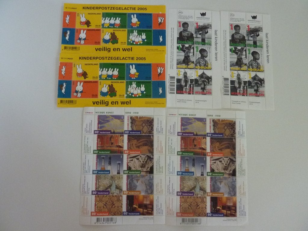 Kinderpostzegels 2001, 2005, 2013, nieuw, Ophalen of Verzenden, Na 1940, Postfris