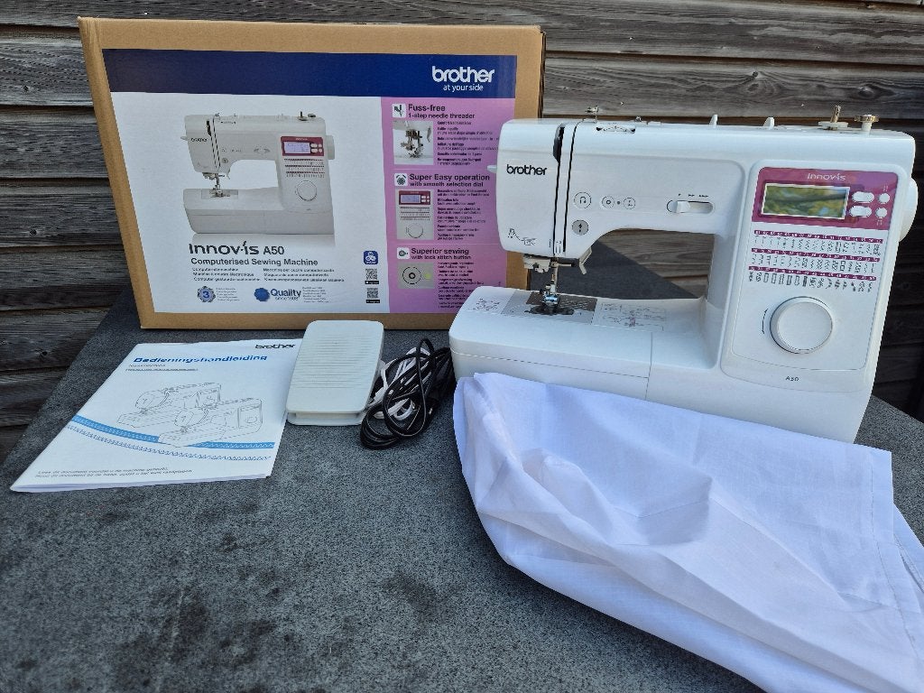 Brother Innovis A50 naaimachine, Hobby en Vrije tijd, Naaimachines en Toebehoren, Ophalen of Verzenden, Zo goed als nieuw, Naaimachine