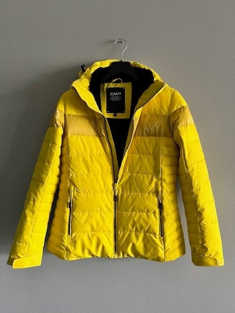 CMP womens Ski jacket maat 38 kleur: geel, Kleding | Dames, Wintersportkleding, Gedragen, Jack, Maat 38/40 (M), Ophalen of Verzenden