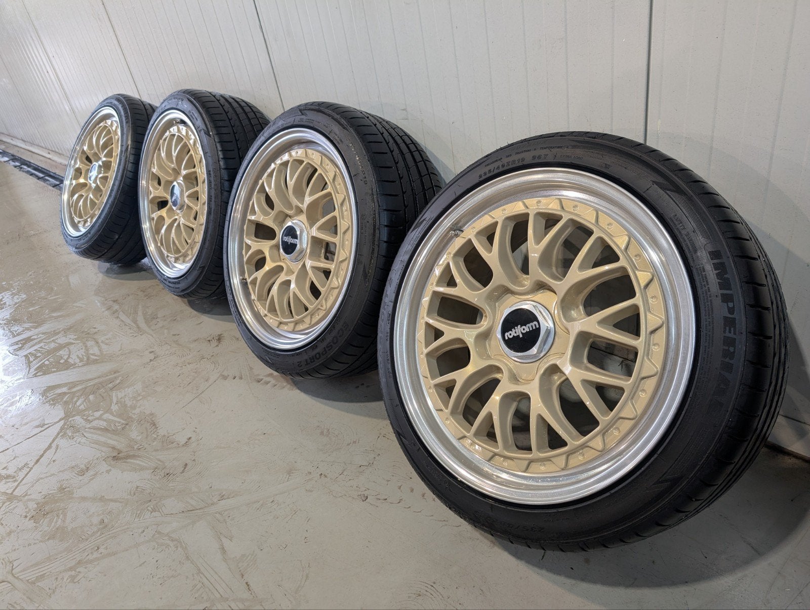 Rotiform LSR 19 inch velgen met 235/40/19 en 225 35 19banden, 19 inch, Gebruikt, Banden en Velgen, Ophalen of Verzenden