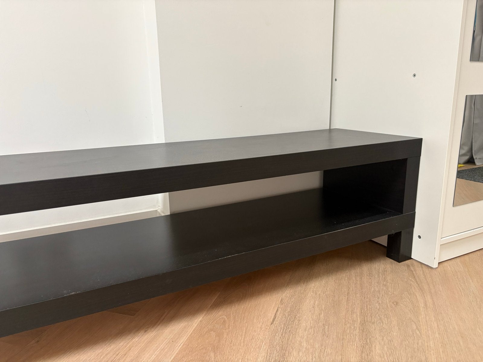 Zwart tv-meubel / audiomeubel met open vak, Ophalen, Gebruikt, 100 tot 150 cm, Minder dan 100 cm