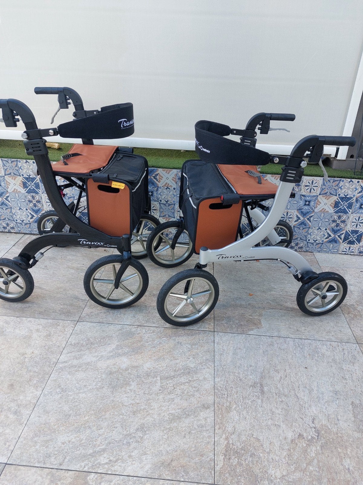 travixx traveller nieuwstaat  lichtgewicht rollator, Ophalen of Verzenden, Lichtgewicht, Zo goed als nieuw