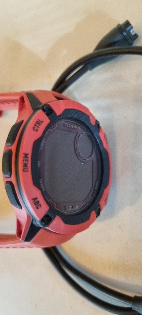 Geodwerkende Garmin instinct 2X Solar - ROOD, Gebruikt, Garmin, Ophalen of Verzenden, Waterdicht