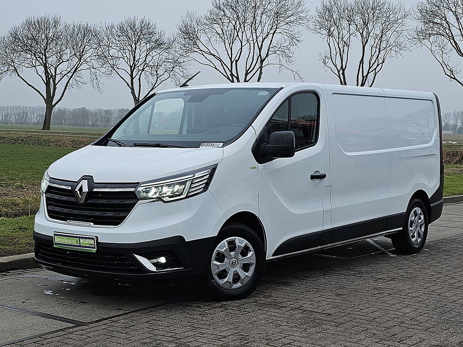 RENAULT TRAFIC 2.0 DCI l2h1 navi euro6 nap!, Gebruikt, Euro 6, Renault, Wit