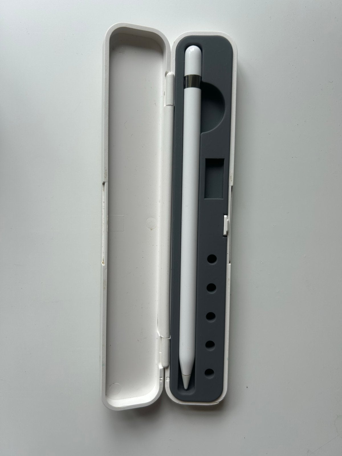Apple Pencil (1e generatie) met opbergcase, Ophalen, Zo goed als nieuw, Wit