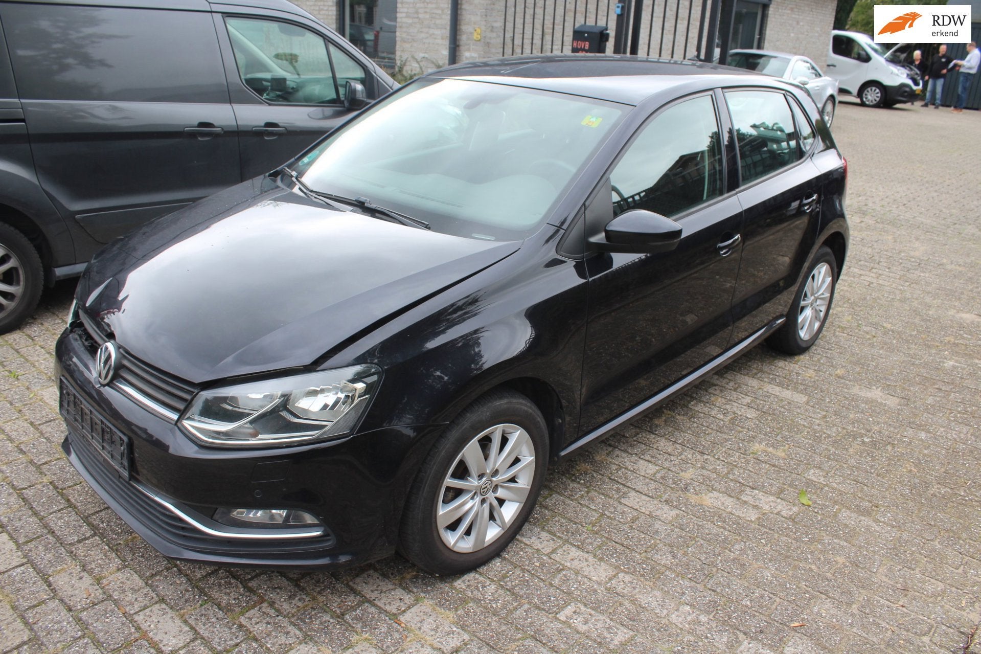 Volkswagen Polo 1.0 BlueMotion Edition airco stoelverwarming, Voorwielaandrijving, Dealer onderhouden, Stof, Gebruikt