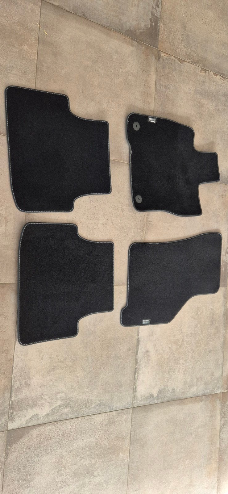 Nieuwe originele mattenset Seat Leon 2023, Ophalen of Verzenden