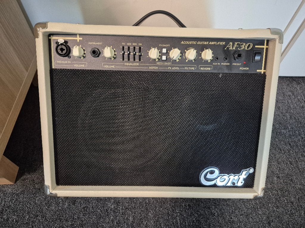 Cort AF-30, Ophalen, Zo goed als nieuw, Gitaar, Minder dan 50 watt
