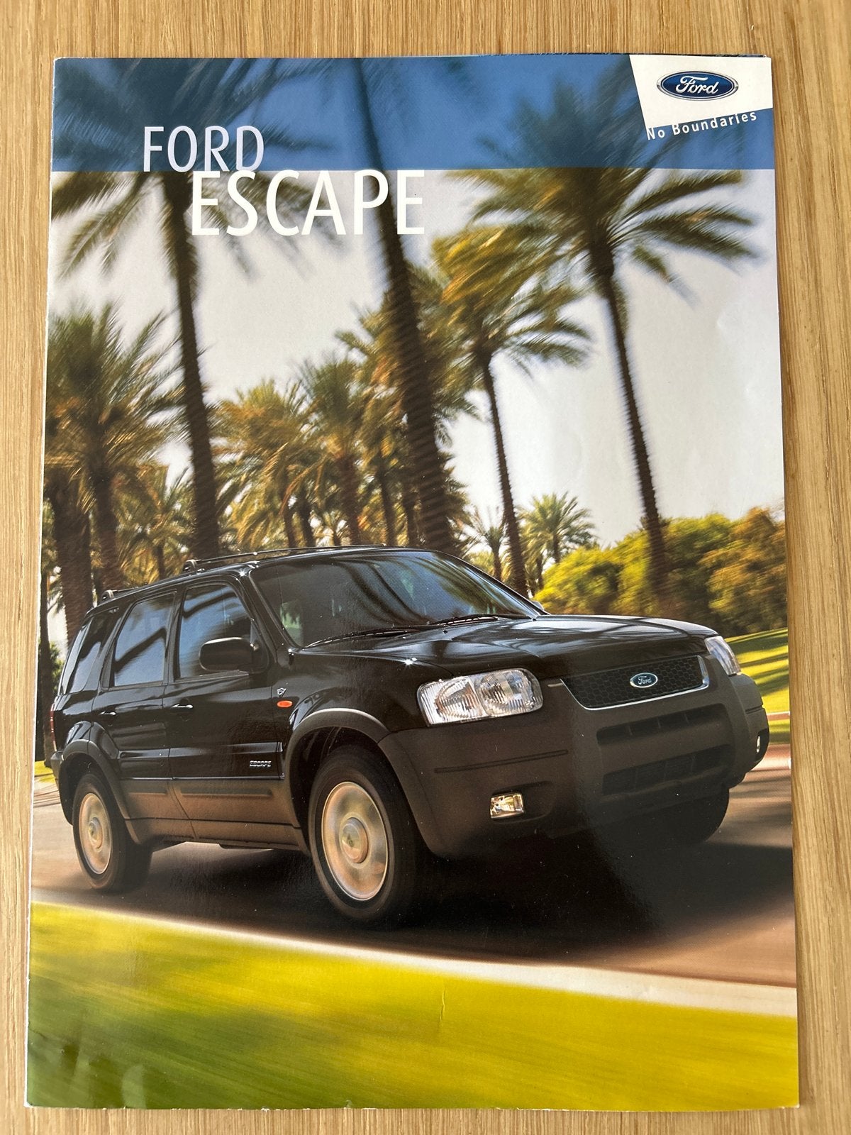 3 Thaise autobrochures: Ford Escape, Isuzu D-Max, Honda CRV, Ophalen of Verzenden, Zo goed als nieuw, Ford